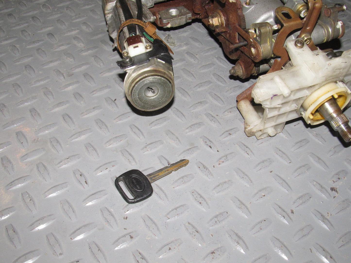 94 95 96 97 98 99 Toyota Celica OEM Steering Column With Key