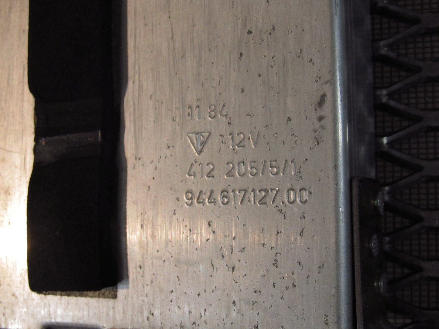 83-85 Porsche 944 OEM Cruise Control Computer - M/T