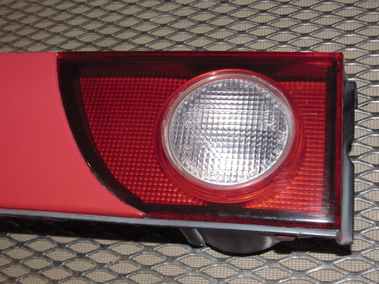 94 95 96 97 Mitsubishi 3000GT Reverse Light Center Panel Cover