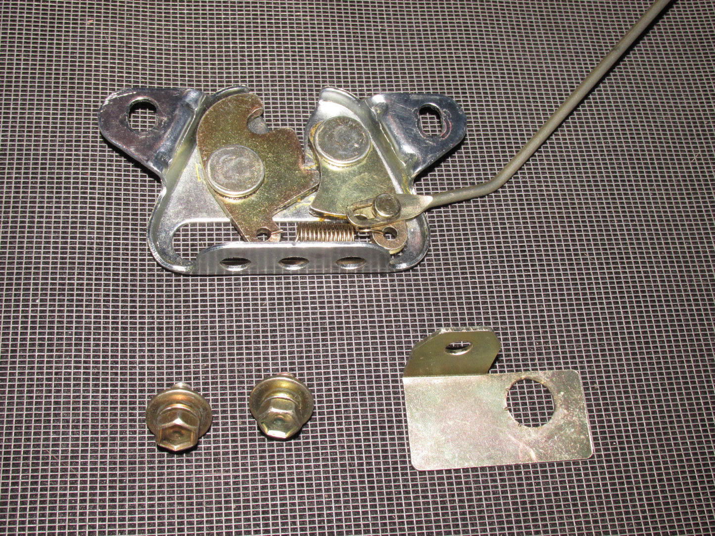 87 88 89 Toyota MR2 OEM Trunk Latch
