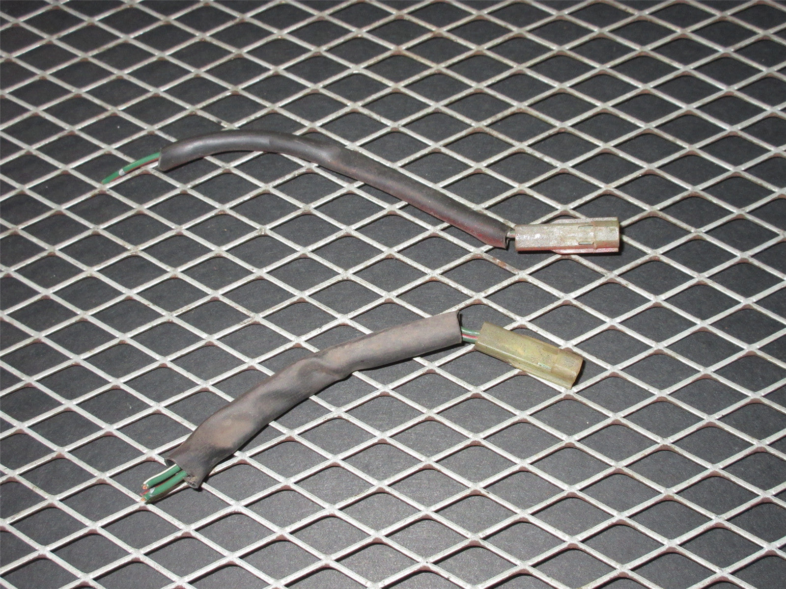 94 95 96 97 Mitsubishi 3000GT OEM Sun Visor Light Pigtail Harness