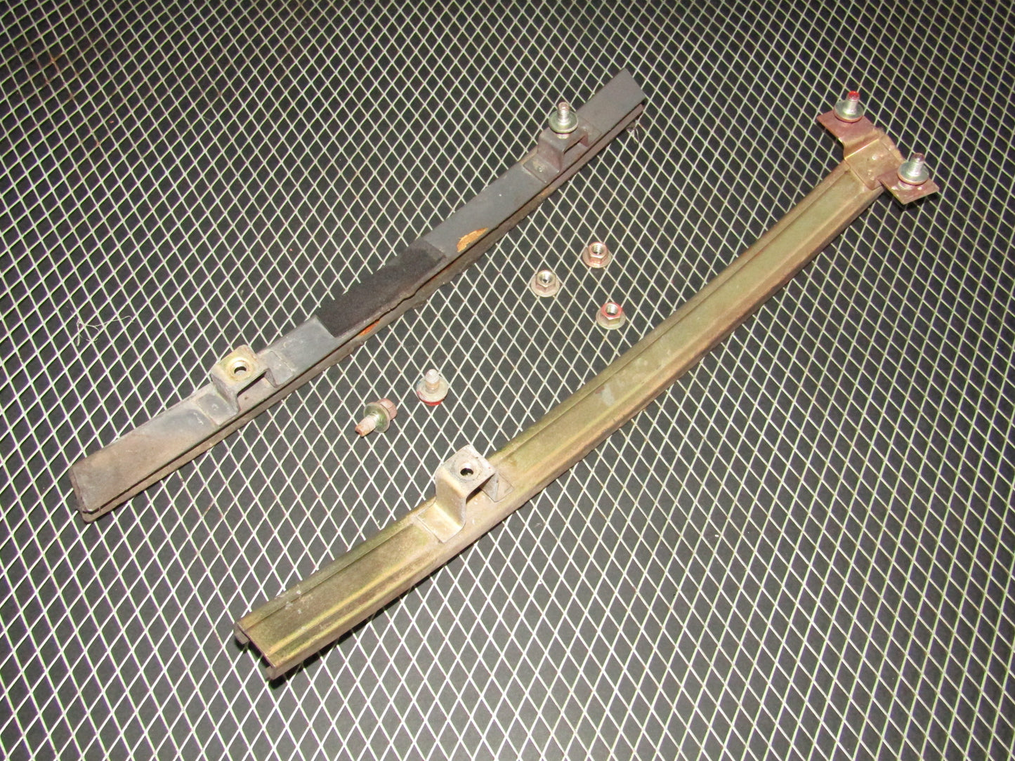 94 95 96 97 Mitsubishi 3000GT OEM Window Glass Regulator Guide - Left