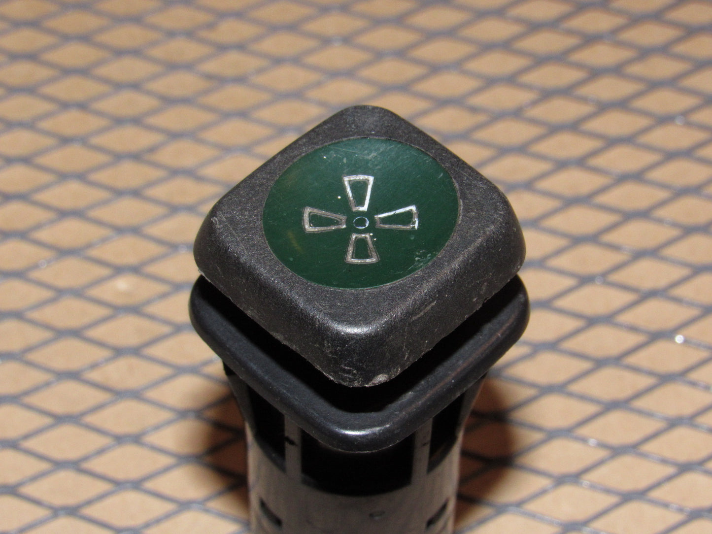 77-95 Mercedes Benz T1 Van OEM Temperature Climate Control Fan Switch