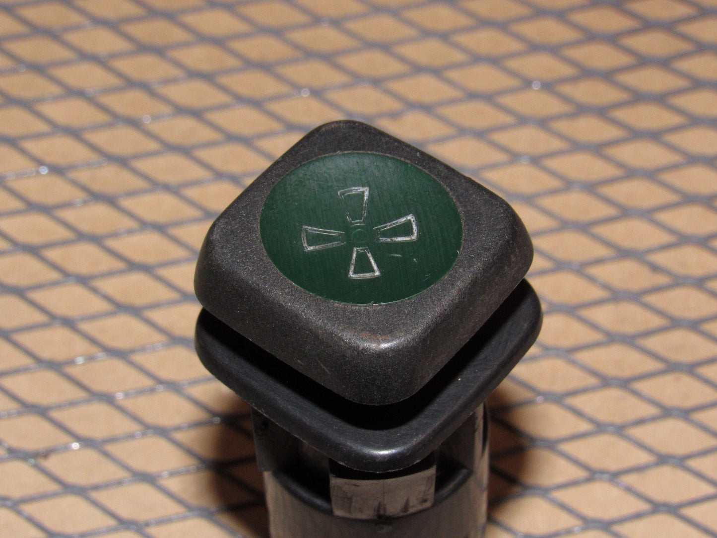 77-95 Mercedes Benz T1 Van OEM Temperature Climate Control Fan Switch
