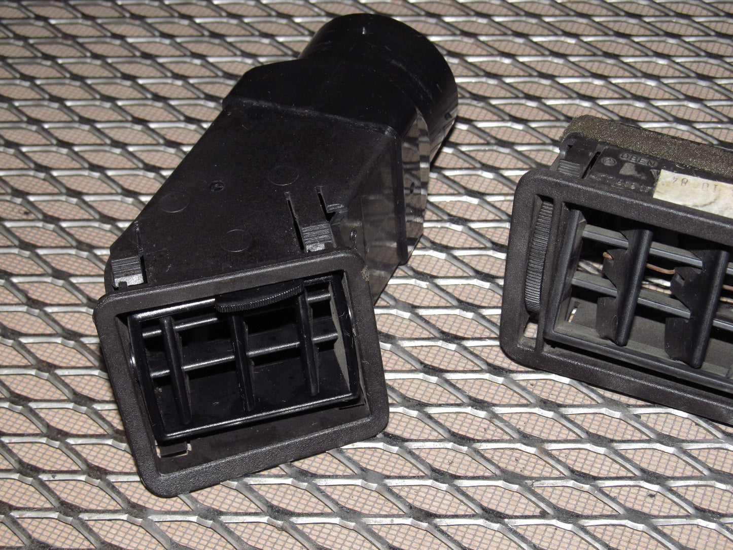 83-85 Porsche 944 OEM Dash A/C Heater Air Vent - Set