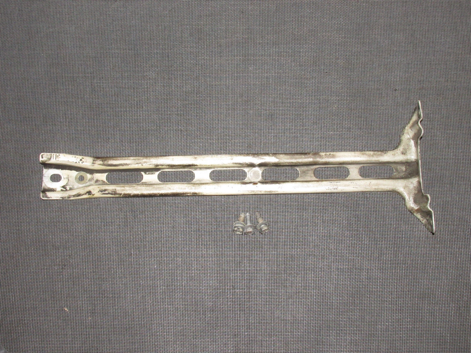 90 91 92 93 94 95 96 Nissan 300zx OEM Hood Latch Bracket