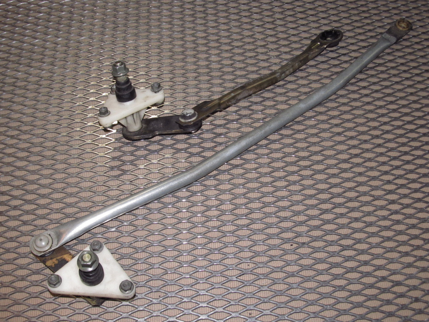 90-96 Nissan 300zx OEM Front Wiper Linkage - Set