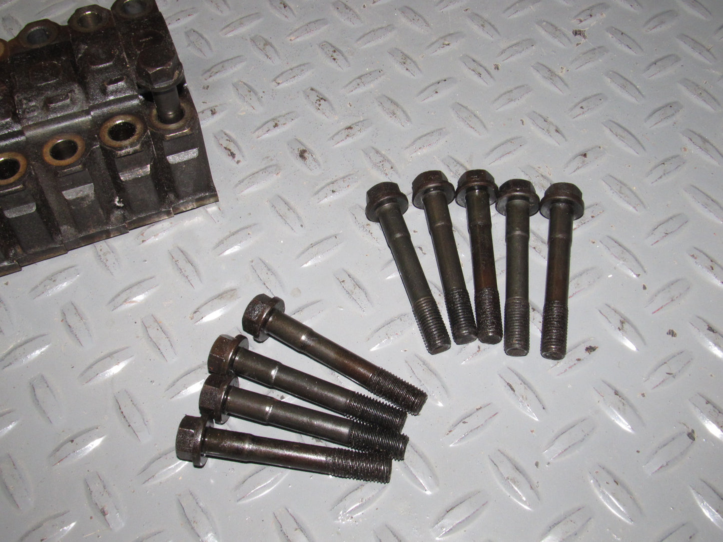 94 95 96 97 98 99 Toyota Celica 2.2L 5SFE OEM Crankshaft Main Bearing Cap Mounting Bolts