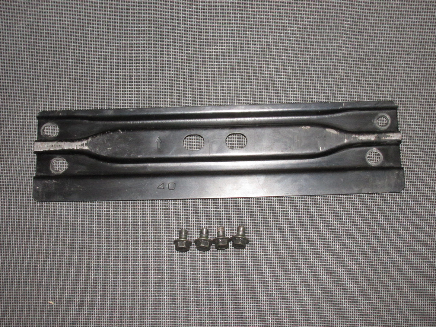 90 91 92 93 94 95 96 Nissan 300zx OEM Exhaust Bracket