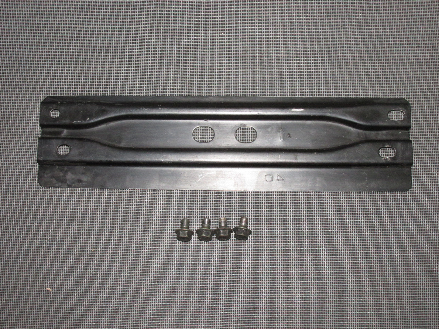 90 91 92 93 94 95 96 Nissan 300zx OEM Exhaust Bracket