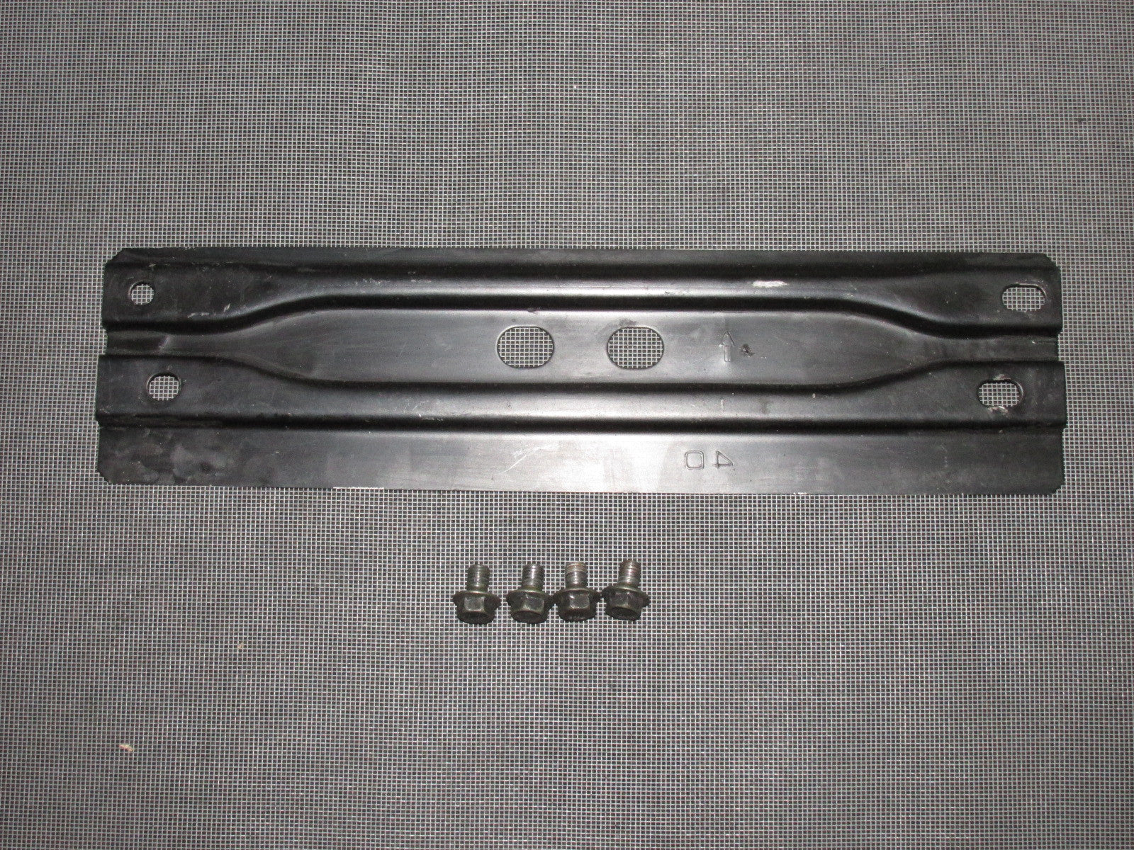 90 91 92 93 94 95 96 Nissan 300zx OEM Exhaust Bracket