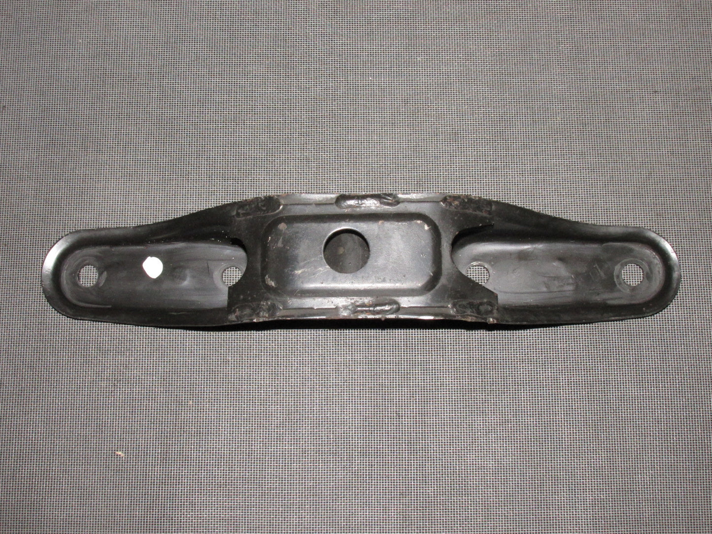 90 91 92 93 94 95 96 Nissan 300zx OEM Rear End Differential Bracket