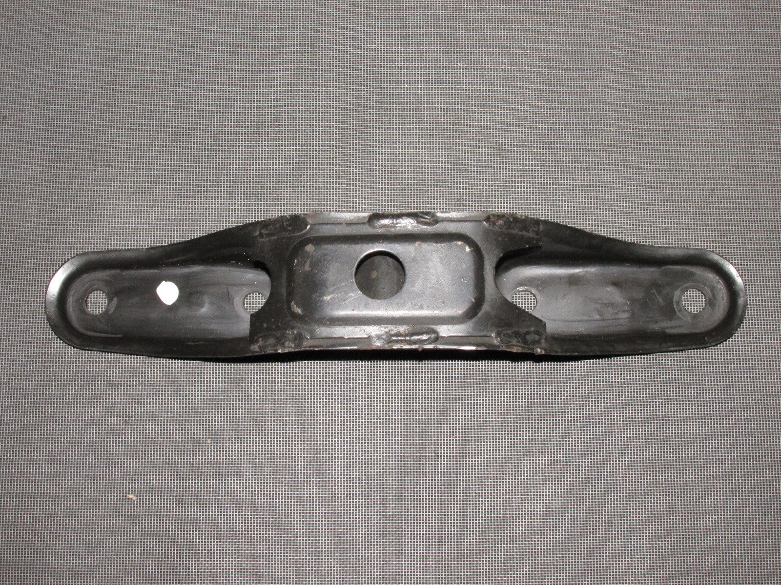 90 91 92 93 94 95 96 Nissan 300zx OEM Rear End Differential Bracket