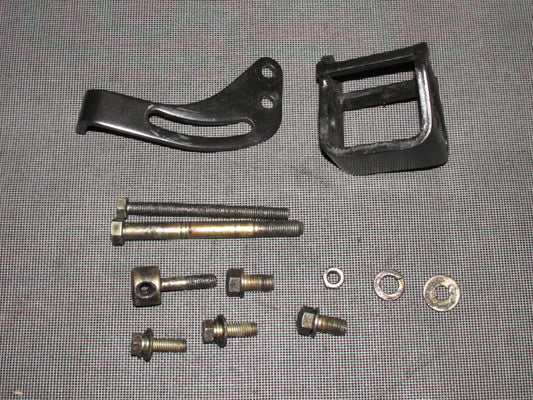 90 91 92 93 94 95 96 Nissan 300zx OEM Power Steering Pump Bracket