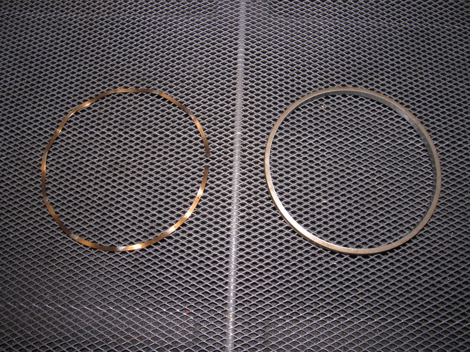 84 85 Mazda RX7 OEM 12A Rotor Inner Outer Oil Seal & Spring