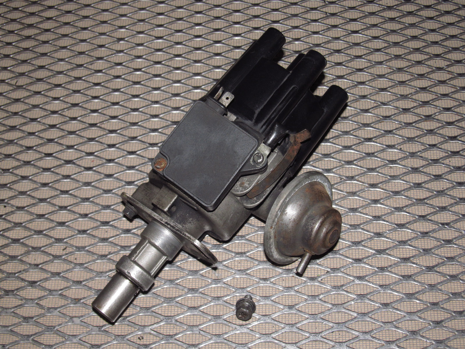 79 80 Datsun 280zx OEM 2.8L Ignition Distributor
