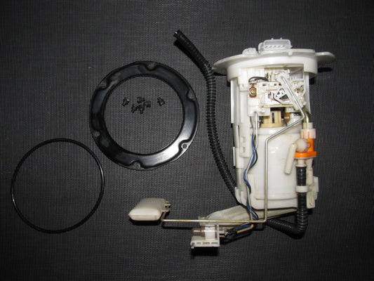 03-04 Infiniti G35 Sedan OEM Fuel Pump & Sending Unit