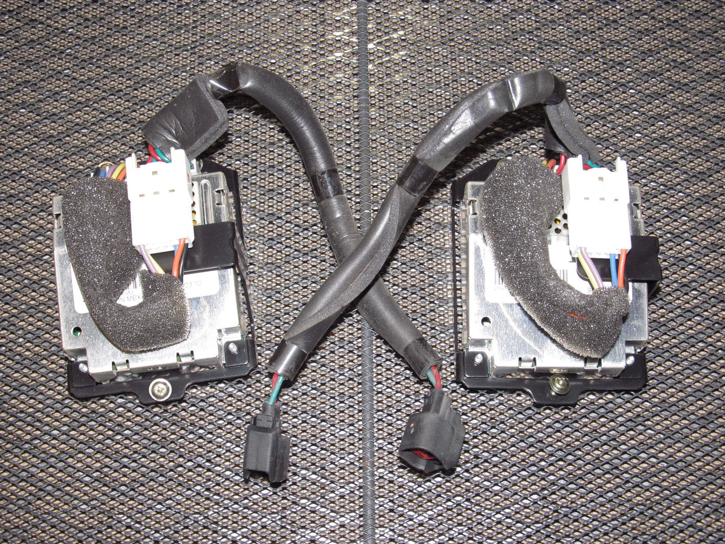 04 05 06 07 08 Mazda RX8 OEM Front Bose Speaker Amp - Set