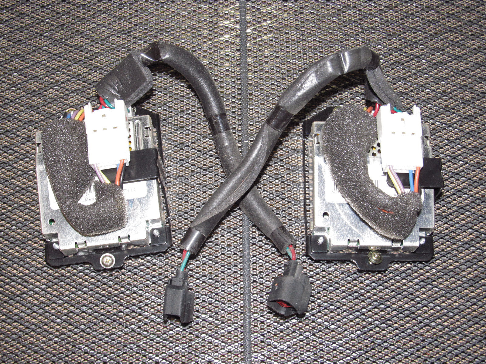 04 05 06 07 08 Mazda RX8 OEM Front Bose Speaker Amp - Set