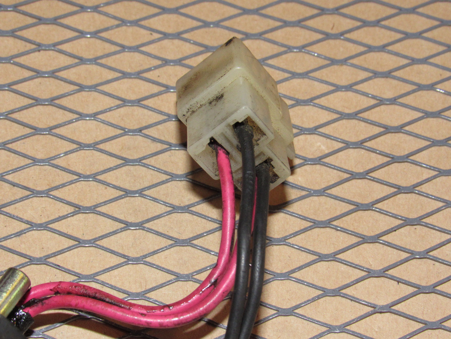 84 85 Mazda RX7 GSL-SE OEM BPAV Emission Vacuum Air Solenoid Valve