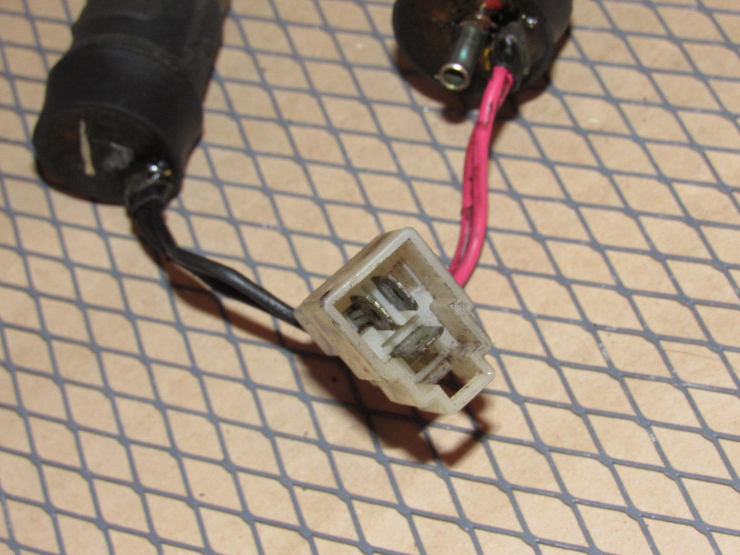 84 85 Mazda RX7 GSL-SE OEM BPAV Emission Vacuum Air Solenoid Valve