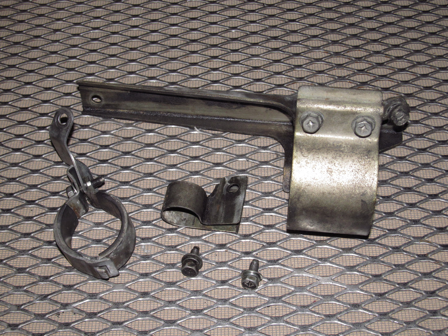 79 80 Datsun 280zx OEM 2.8L Engine Cooling Fan Holder Bracket