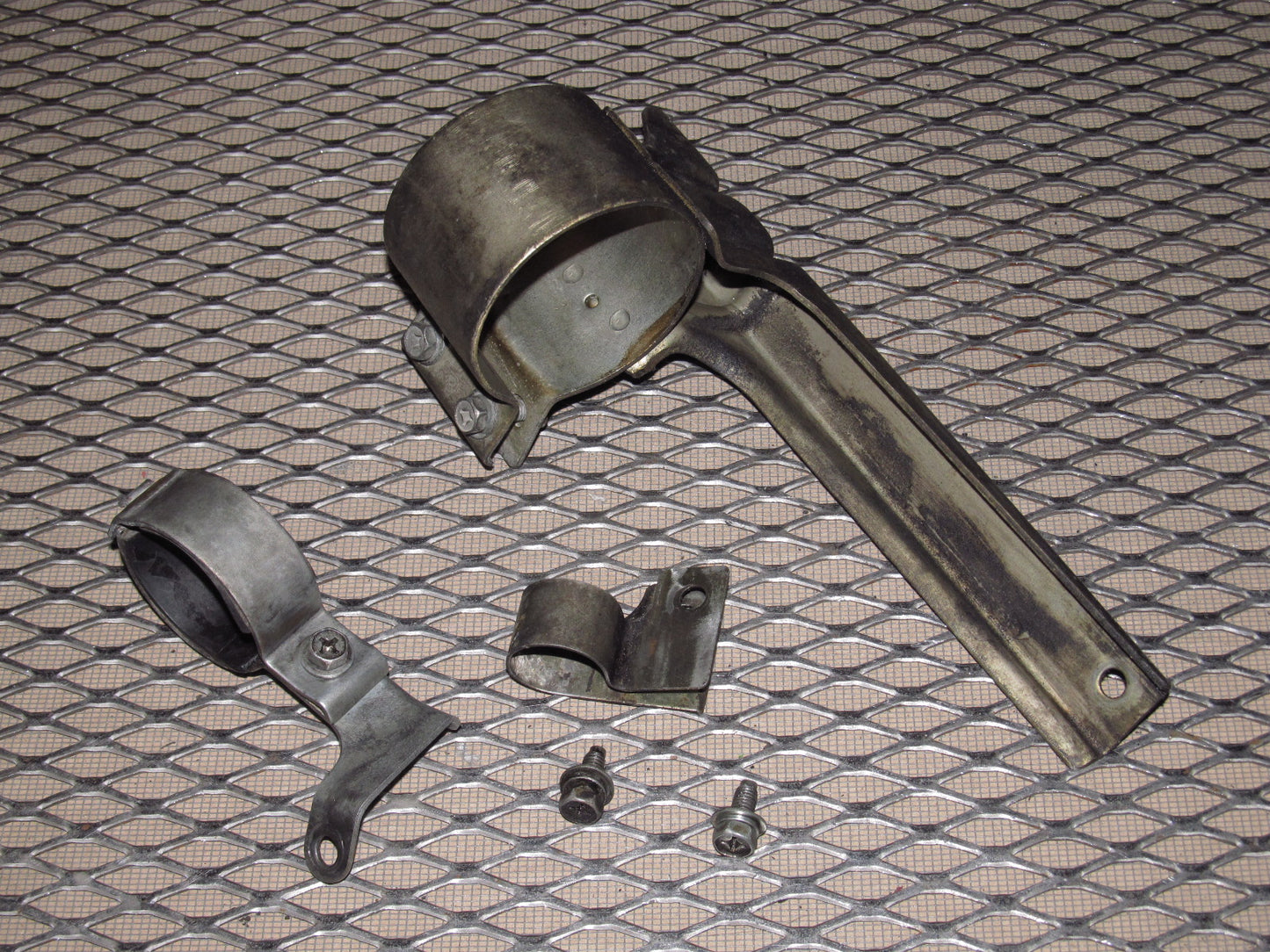 79 80 Datsun 280zx OEM 2.8L Engine Cooling Fan Holder Bracket