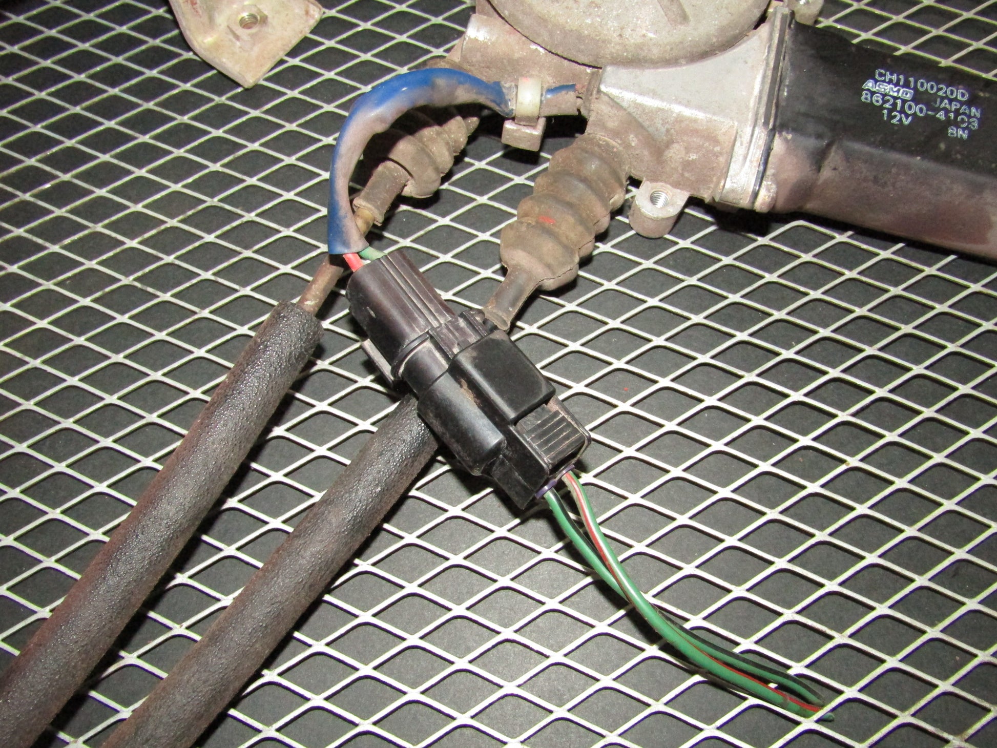 94 95 96 97 Mitsubishi 3000GT OEM Window Motor Pigtail Harness - Right