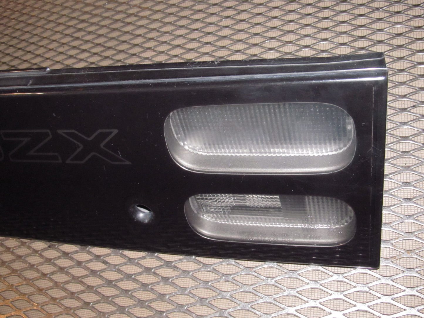 90 91 92 93 94 95 96 Nissan 300zx Rear Reverse Light Panel Cover