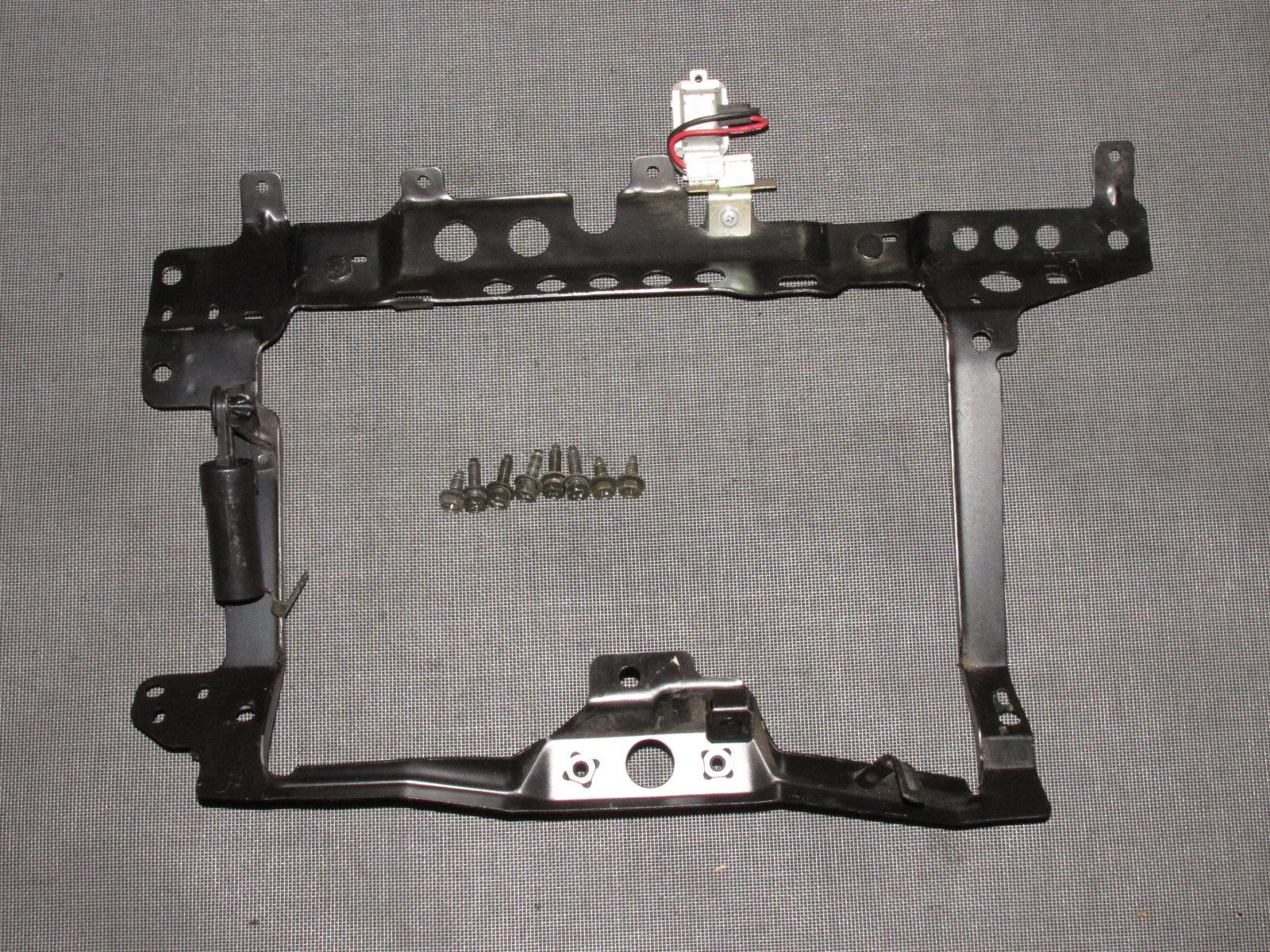 90 91 92 93 94 95 96 Nissan 300zx OEM Glove Box Bracket