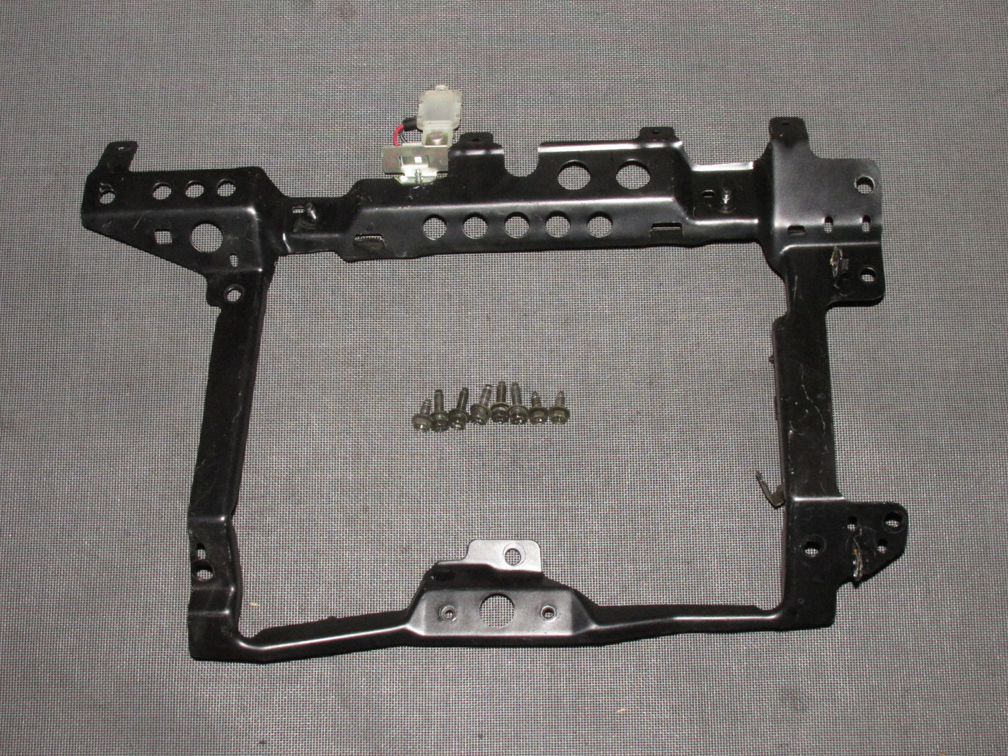 90 91 92 93 94 95 96 Nissan 300zx OEM Glove Box Bracket