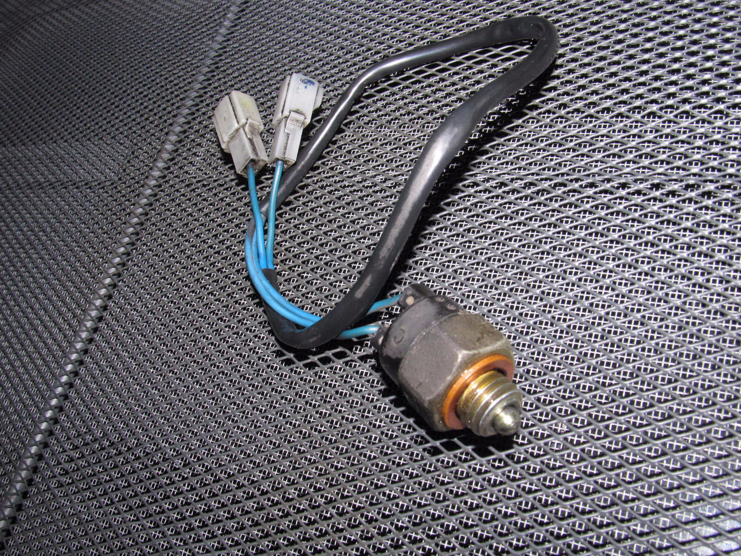 90 91 92 93 Mazda Miata OEM Manual Transmission Solenoid Valve