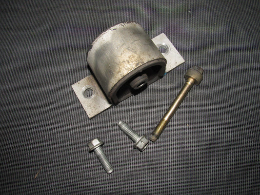 03-04 Infiniti G35 Sedan OEM A/T Transmission Mount
