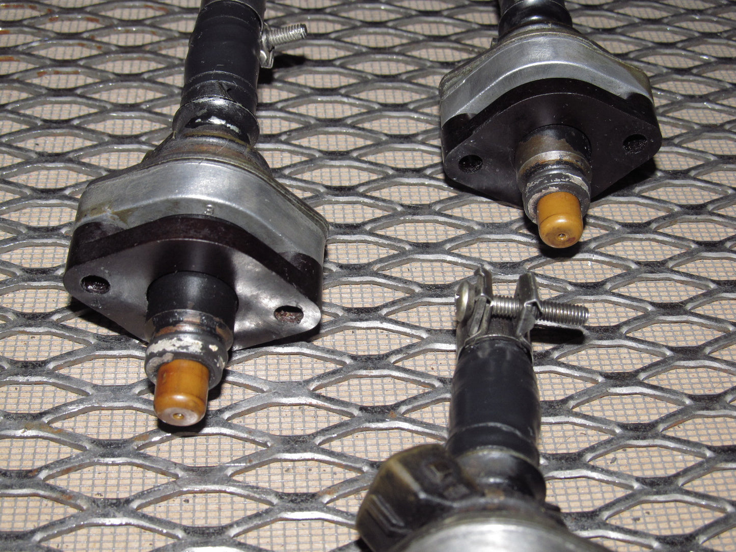 79 80 Datsun 280zx OEM 2.8L NA Fuel Injector Set