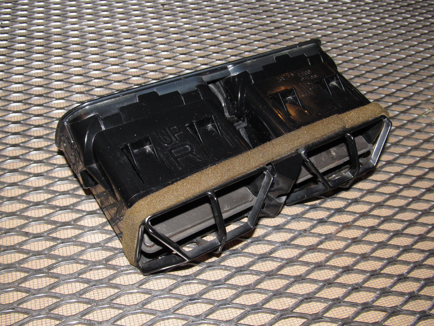 91 92 93 94 Nissan 240SX OEM Dash A/C Heater Vent - Center