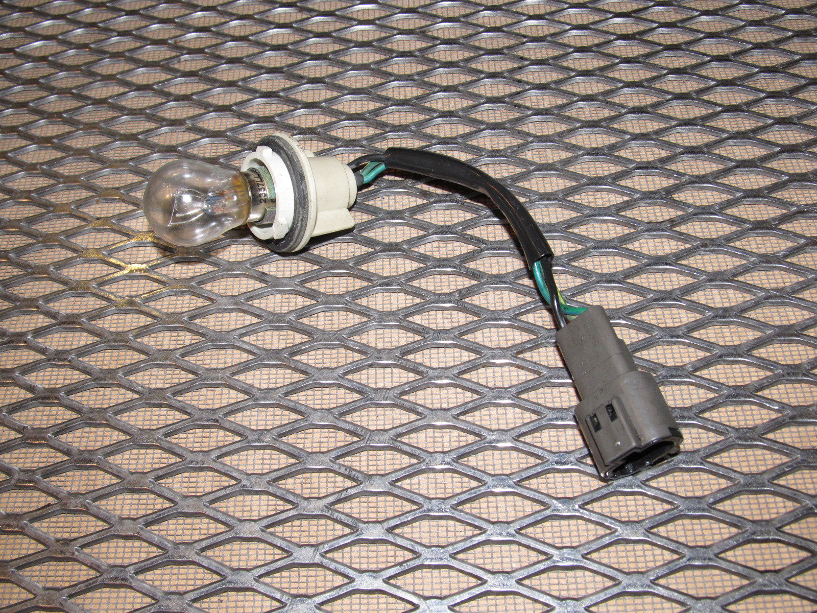 91 92 93 94 Nissan 240SX OEM Front Signal Bulb Socket - Left
