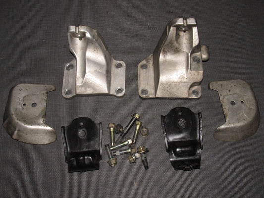 03-04 Infiniti G35 Sedan OEM Motor Mount Bracket - VQ35DE