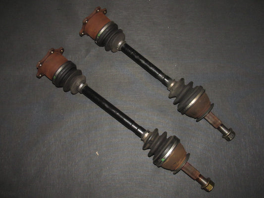 03-04 Infiniti G35 Sedan OEM Rear Axle Set