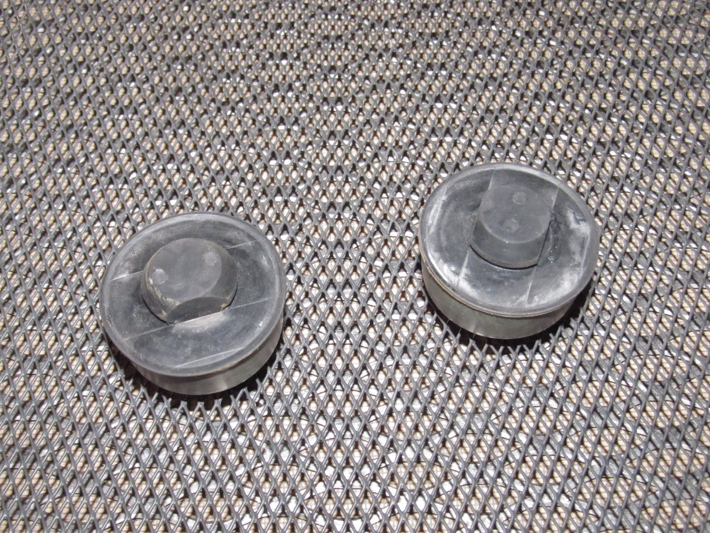 90 91 92 93 94 95 96 Nissan 300zx Hatch Trunk Rubber Stopper