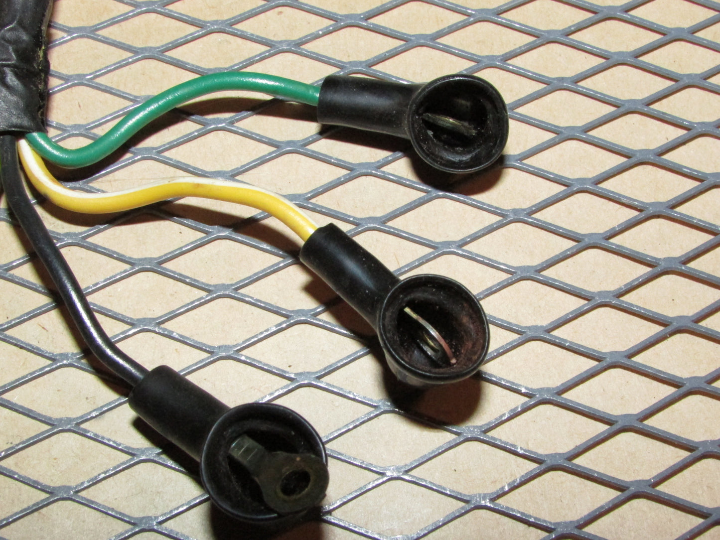 75 76 77 78 Datsun 280z OEM Temp & Oil Meter Gauge Bulb Socket & Harness
