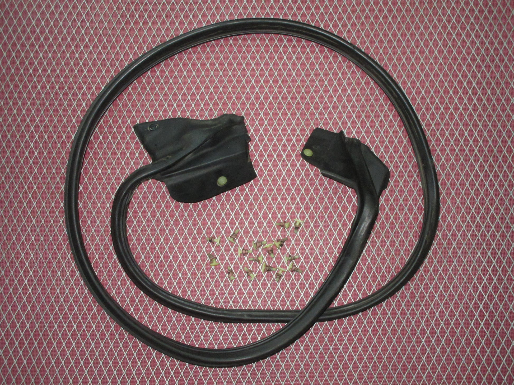 92 93 Lexus ES300 OEM Door Weather Stripping - Rear Right