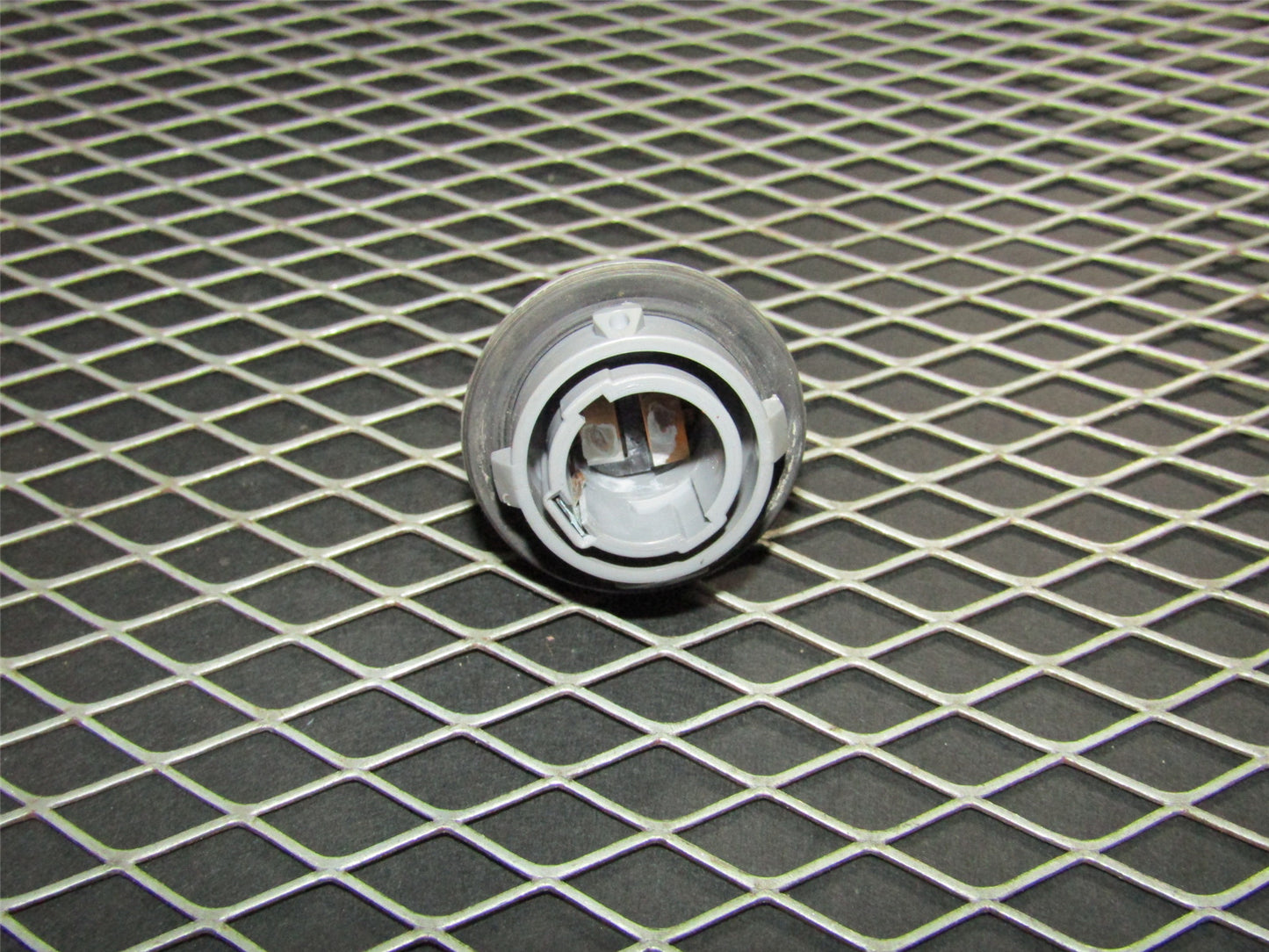 94 95 96 97 Mitsubishi 3000GT OEM Front Turn Signal Bulb Socket -  Right