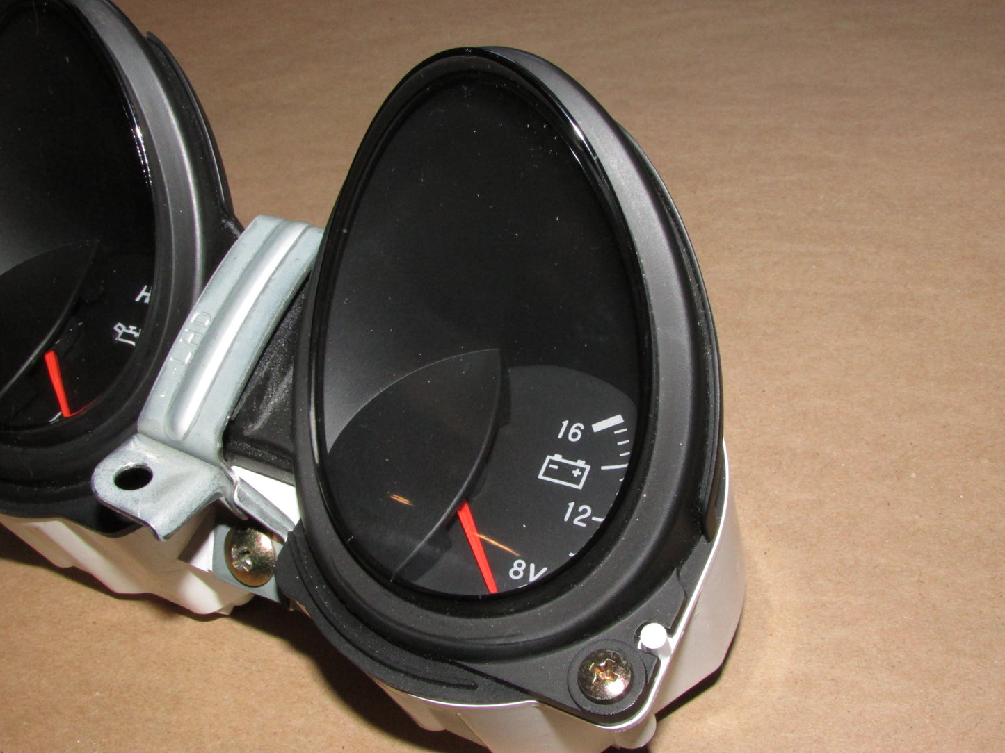 94 95 96 97 98 99 Mitsubishi 3000GT OEM Temperature Oil Batter Meter Gauge