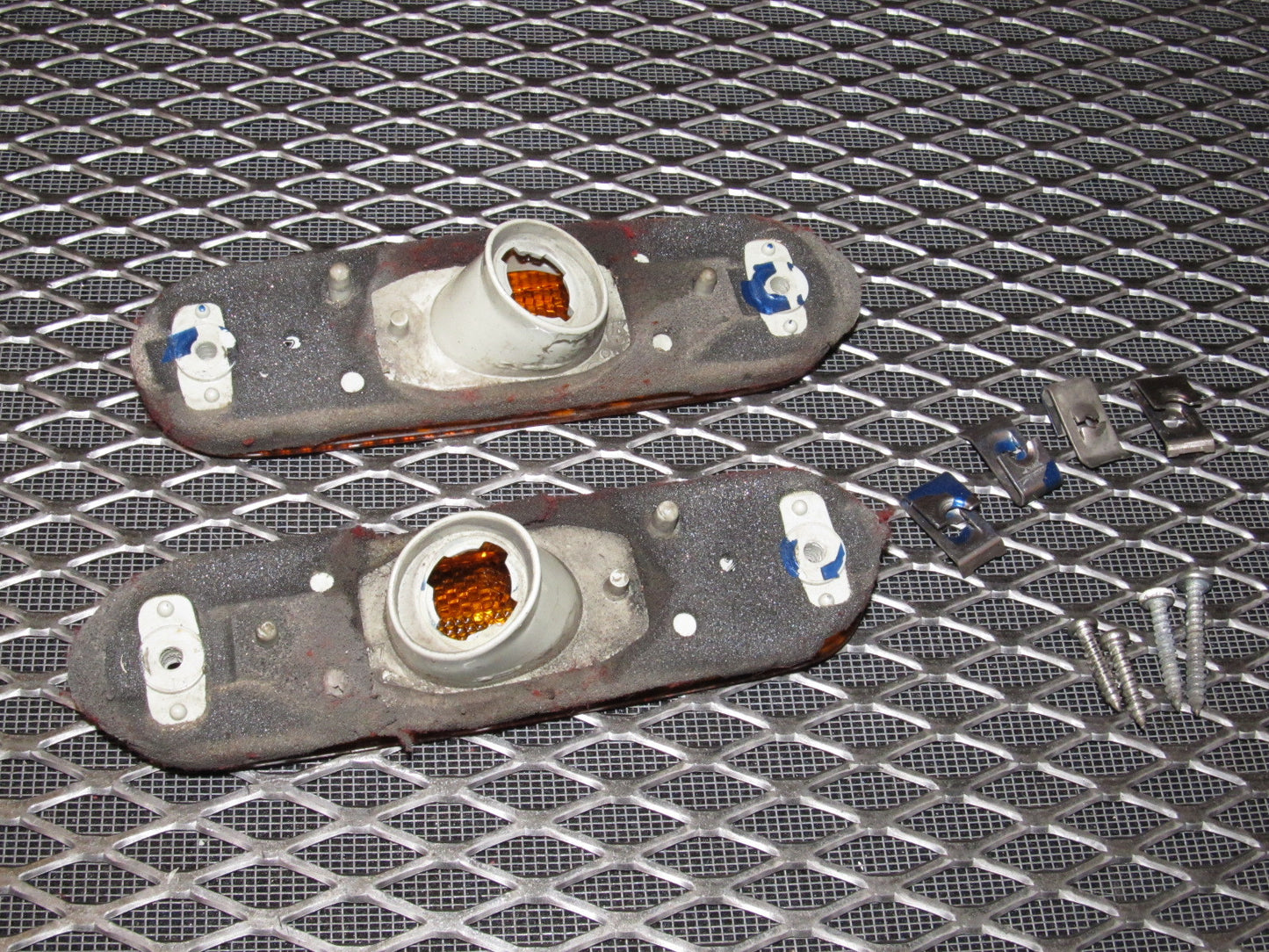 99 00 Mazda Miata OEM Front Side Marker Set