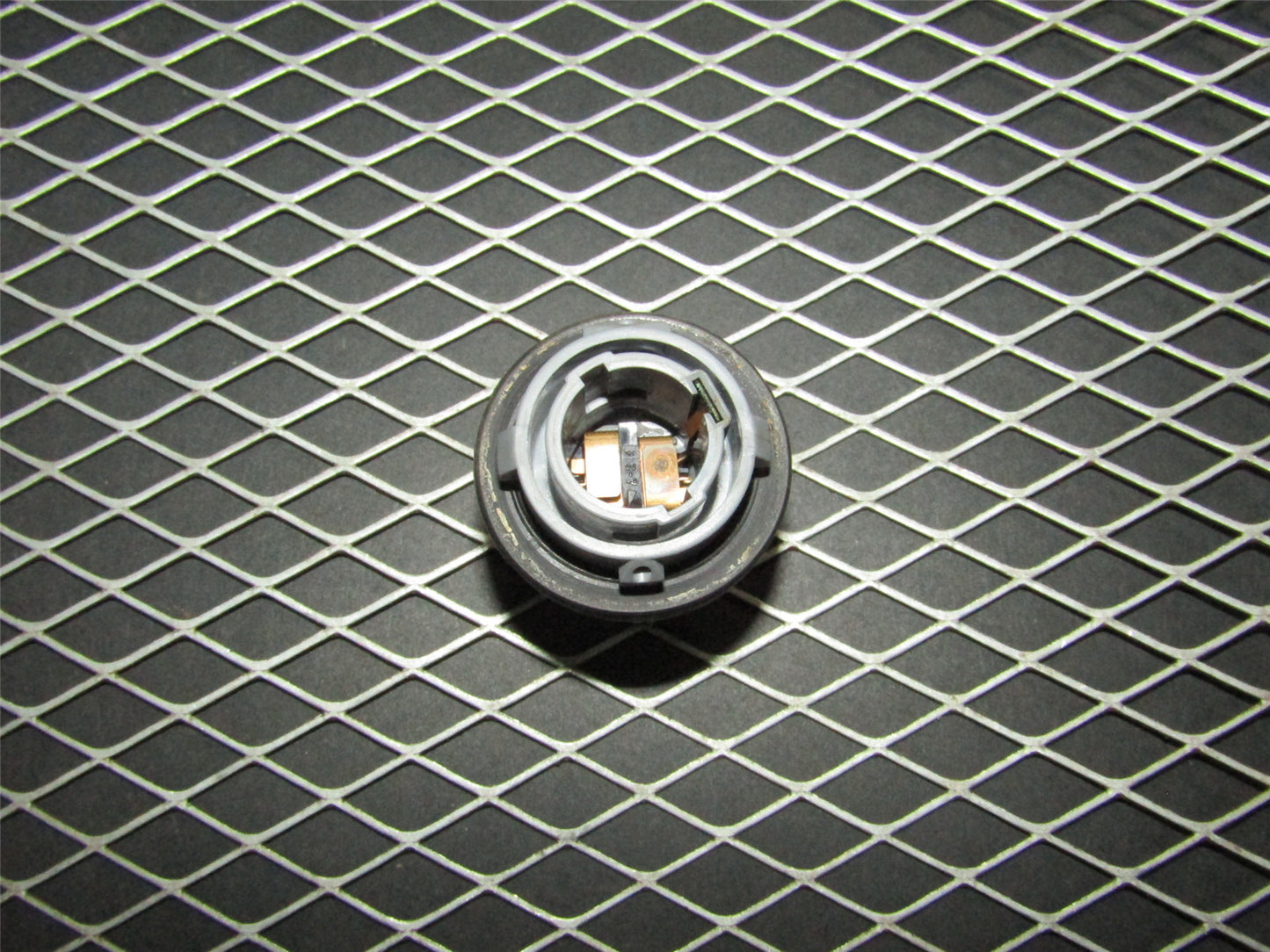 94 95 96 97 Mitsubishi 3000GT OEM Front Turn Signal Bulb Socket -  Left