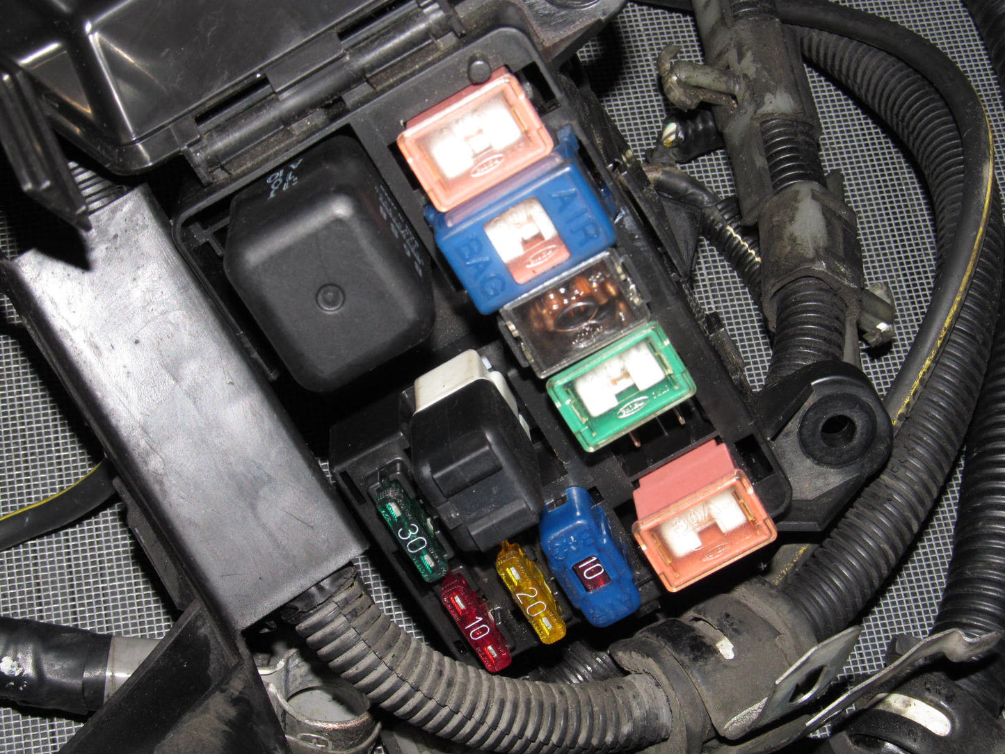 90 91 92 93 Mazda Miata Fuse Box Transmission & Engine Wiring Harness