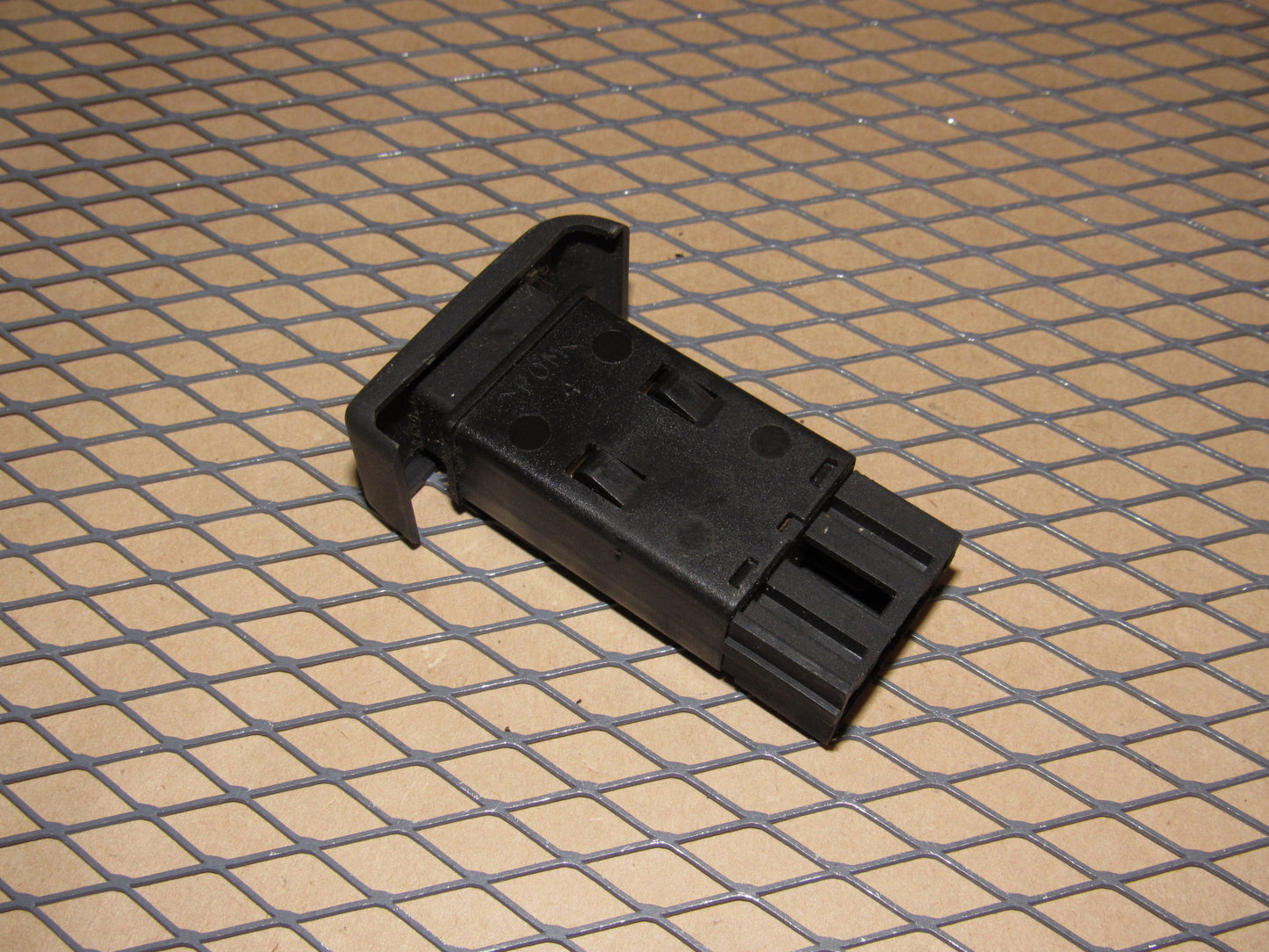 94 95 96 97 98 Land Rover Discovery OEM Rear Wiper Switch