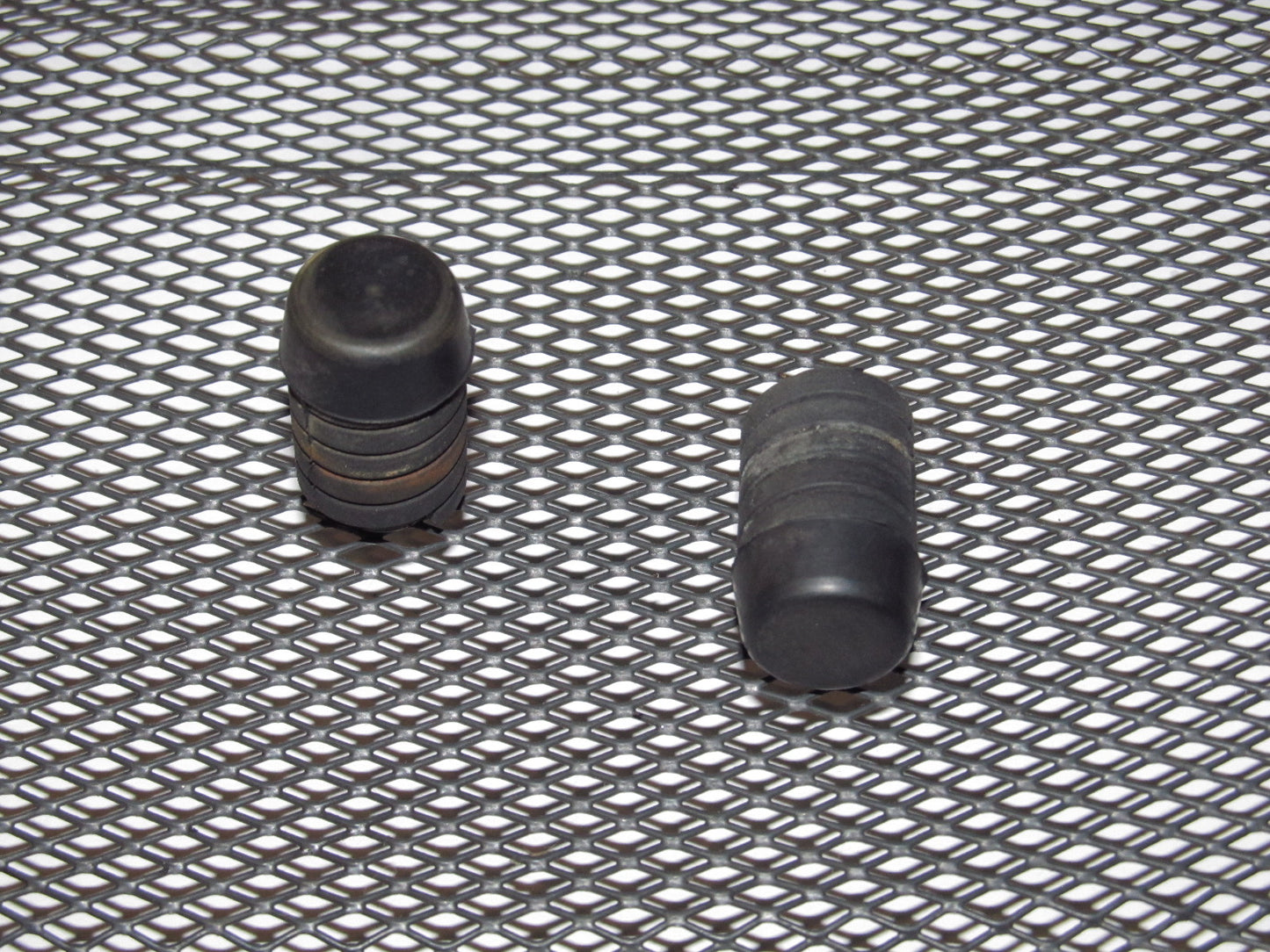 94 95 96 97 Mitsubishi 3000GT Hatch Door Trunk Stopper