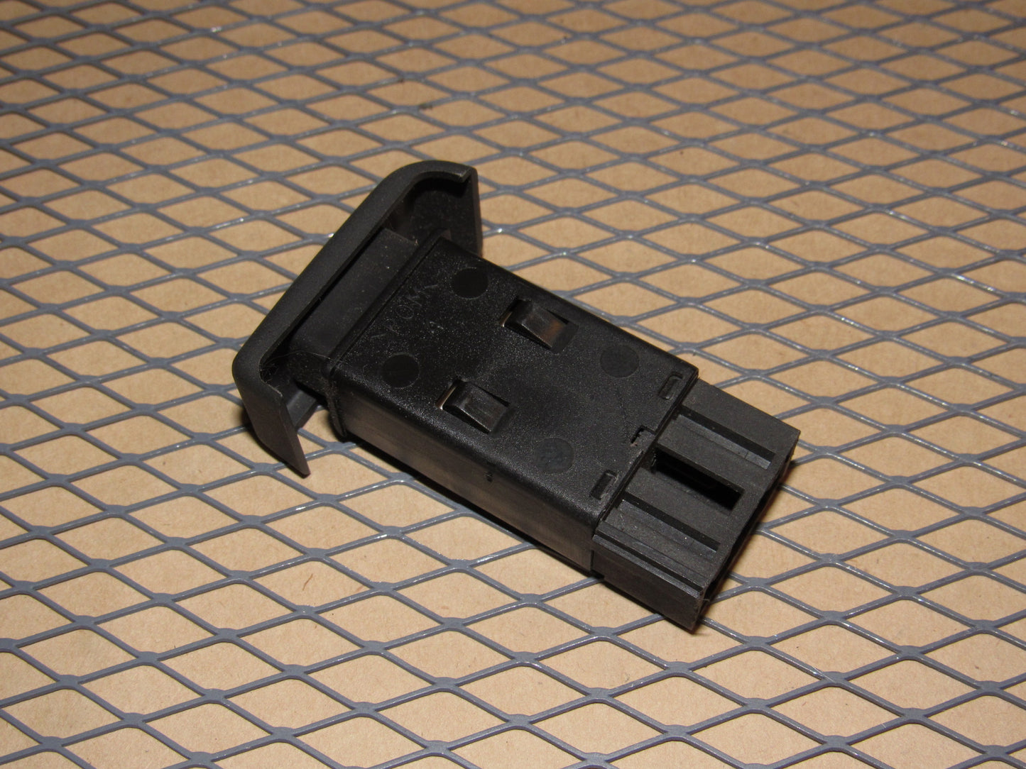 94 95 96 97 98 Land Rover Discovery OEM Radio Audio Next Switch