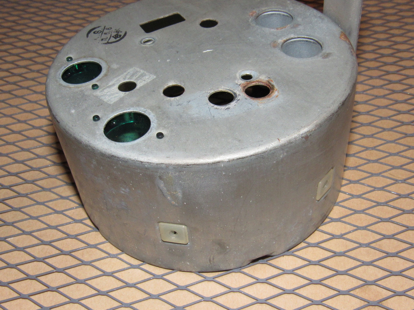 75 76 77 78 Datsun 280z OEM Tachometer Tach Rpm Meter Gauge Rear Housing Cover